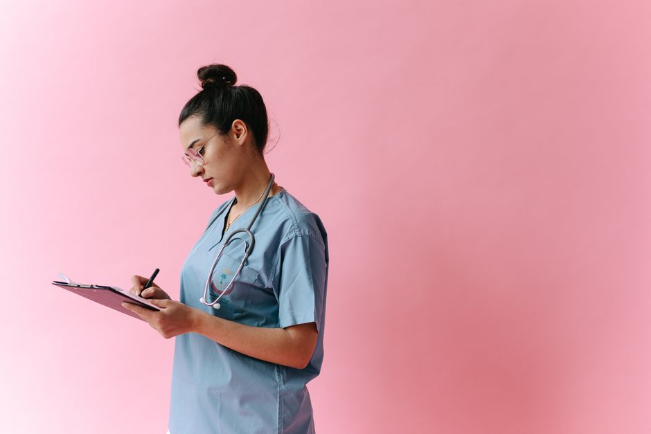 Should a New Graduate Nurse Take a Permanent Night-Shift Job?